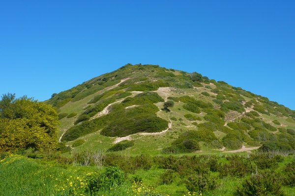 Endiabrada and Hidden Lakes Trail - Bordeira - Algarve