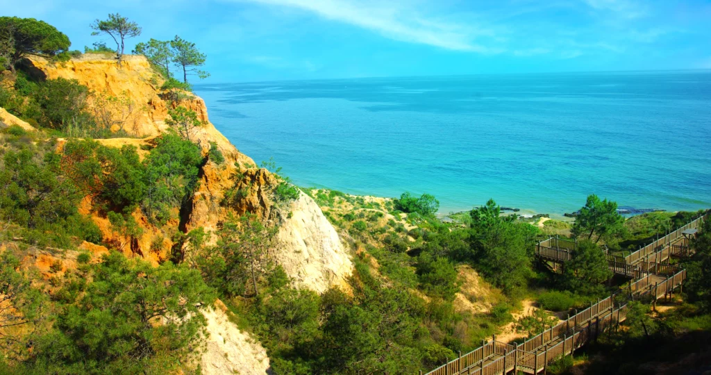 Olhos de Agua Beach - Falesia - Algarve