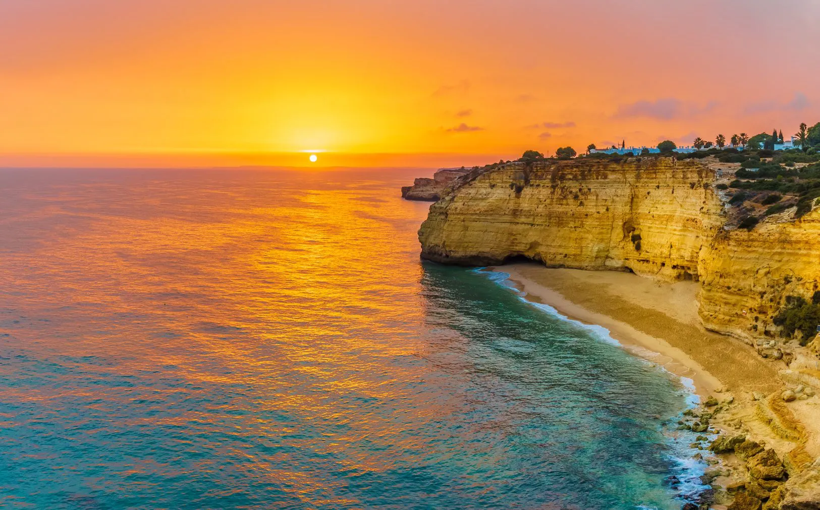 Praia-de-Vale-Centeanes-at-Sunset