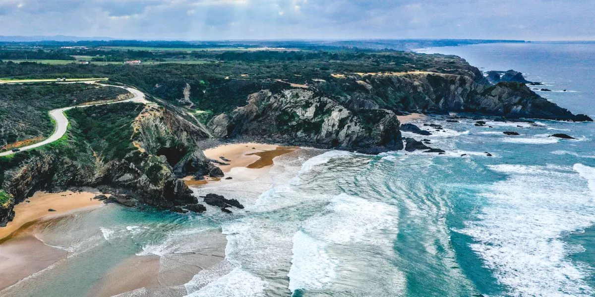 The-Odeceixe-Beach-Trail-from-the-South-Aerial-View-with-Adegas-Beach-and-the-Dark-Cliffs